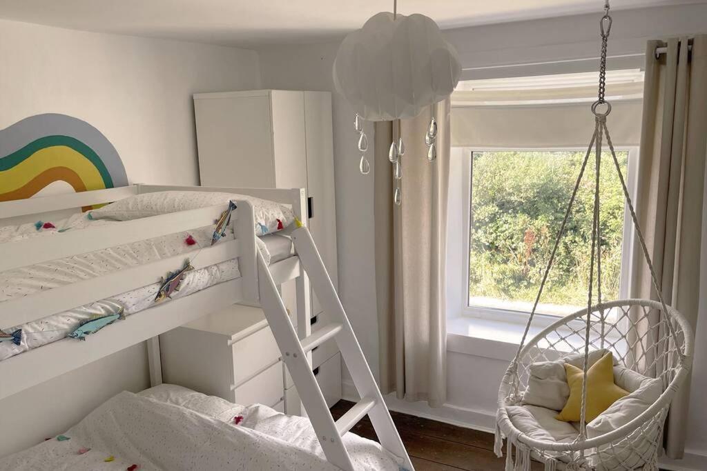 Cosy 2-Bedroom Family Cottage Centrally Located. Leedstown Luaran gambar